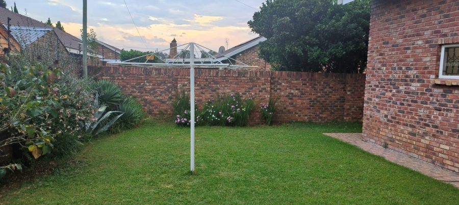 3 Bedroom Property for Sale in La Hoff North West